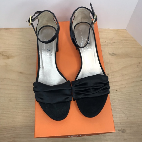 Attilio Giusti Leombruni Black Dressy Sandal - Picture 2 of 5